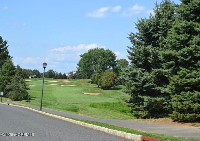 617 Saint Andrews Place, Manalapan, NJ 07726