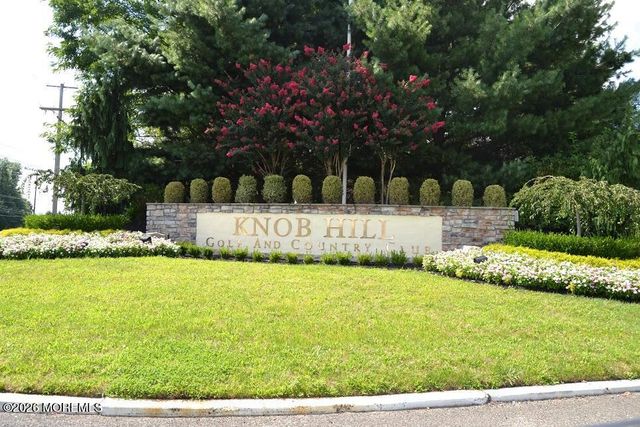 617 Saint Andrews Place, Manalapan, NJ 07726