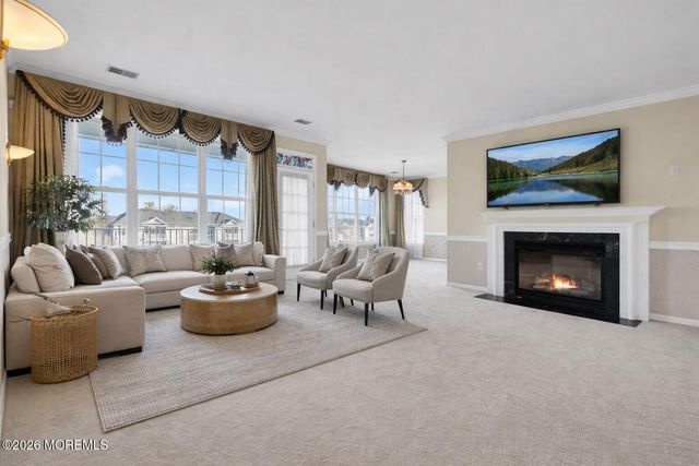 617 Saint Andrews Place, Manalapan, NJ 07726