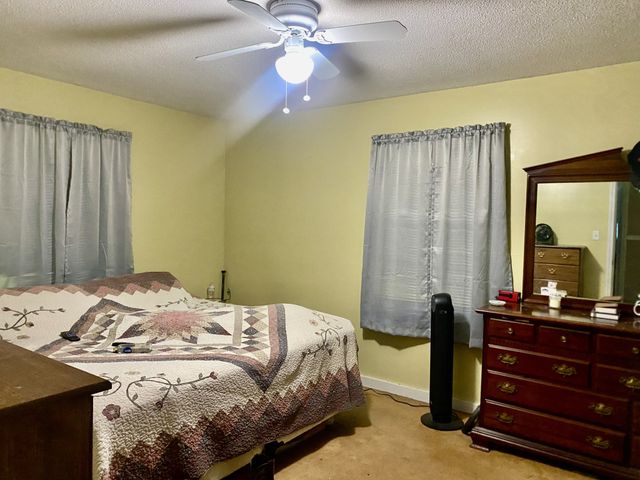 5060 Shelbyville Rd, Mcminnville, TN 37110