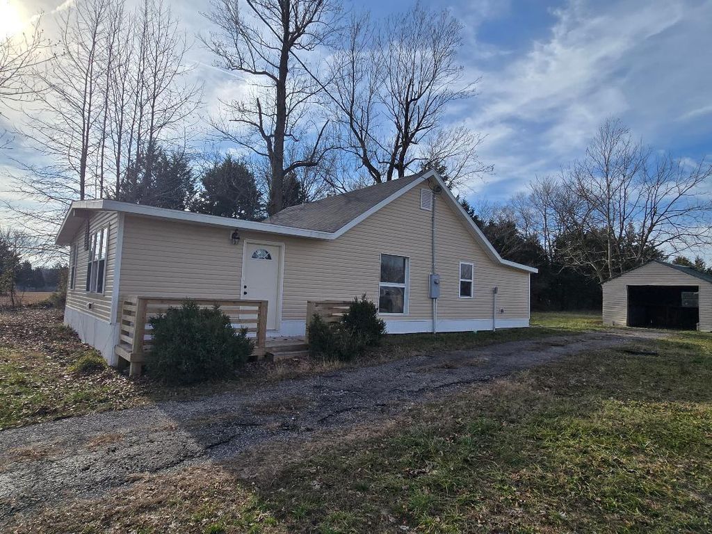 2845 Highway 65, Urbana, MO 65767