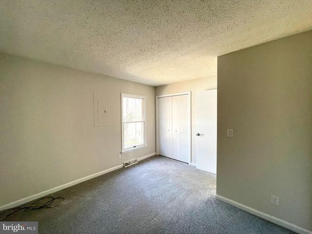 8264 SYCAMORE RD, Lusby, MD 20657