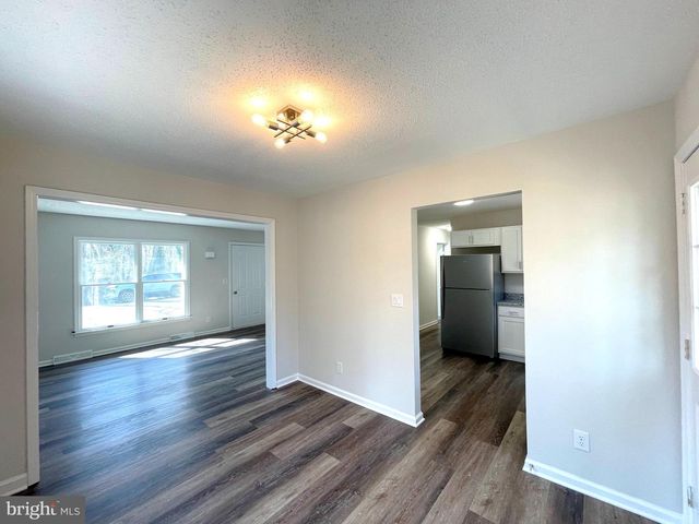 8264 SYCAMORE RD, Lusby, MD 20657