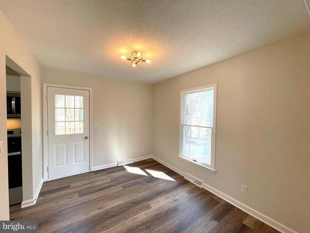 8264 SYCAMORE RD, Lusby, MD 20657