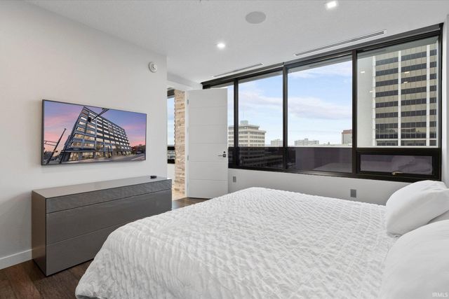 202 W Berry St Ste 740, Fort Wayne, IN 46802