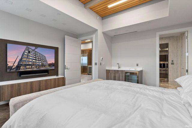 202 W Berry St Ste 740, Fort Wayne, IN 46802