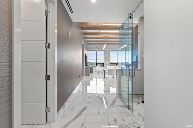 202 W Berry St Ste 740, Fort Wayne, IN 46802