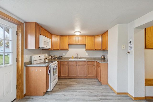 2320 King Street, Janesville, WI 53546