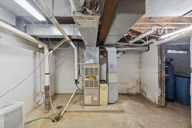 2320 King Street, Janesville, WI 53546