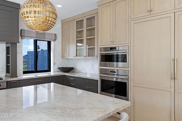 5841 N ECHO CANYON Circle, Phoenix, AZ 85018
