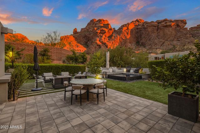 5841 N ECHO CANYON Circle, Phoenix, AZ 85018