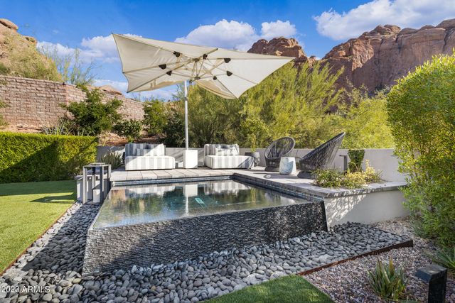 5841 N ECHO CANYON Circle, Phoenix, AZ 85018