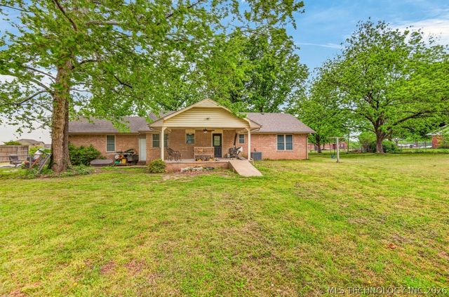 20805 S 4110 Road, Claremore, OK 74017