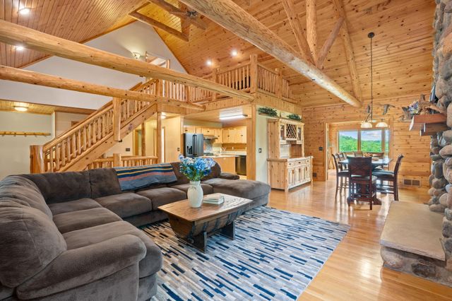 13831 Berkshire Lane, Dayton, MN 55327
