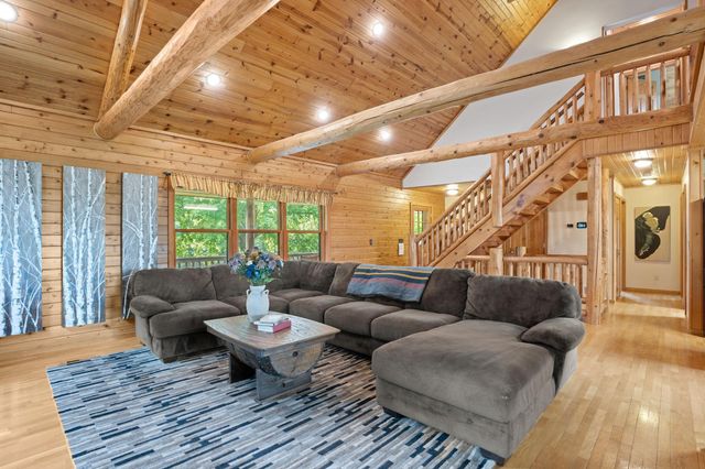13831 Berkshire Lane, Dayton, MN 55327