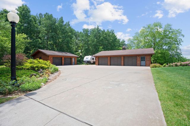 13831 Berkshire Lane, Dayton, MN 55327