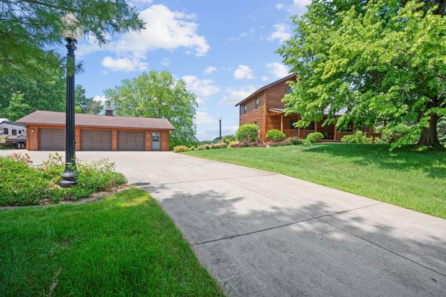 13831 Berkshire Lane, Dayton, MN 55327