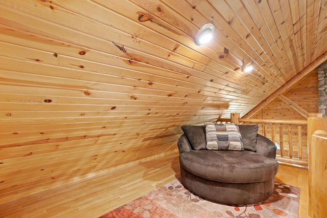 13831 Berkshire Lane, Dayton, MN 55327