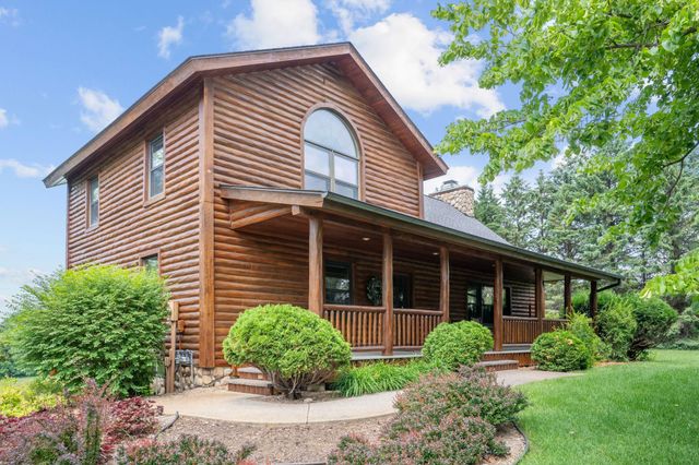 13831 Berkshire Lane, Dayton, MN 55327