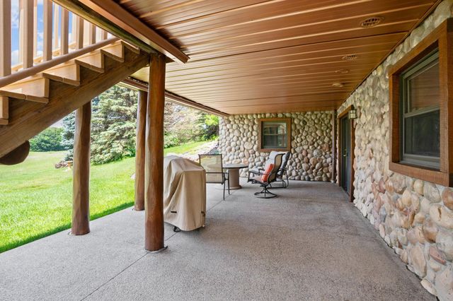 13831 Berkshire Lane, Dayton, MN 55327