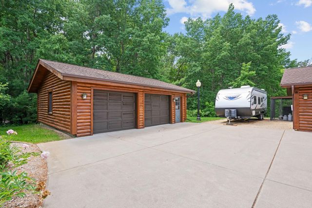 13831 Berkshire Lane, Dayton, MN 55327