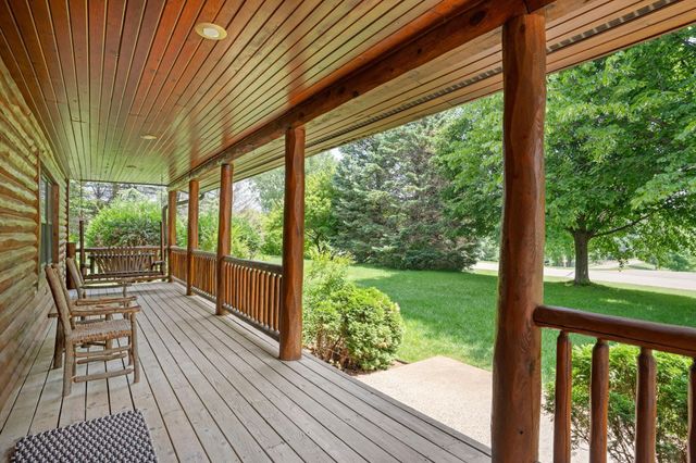 13831 Berkshire Lane, Dayton, MN 55327