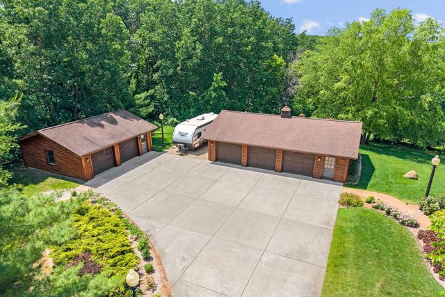 13831 Berkshire Lane, Dayton, MN 55327
