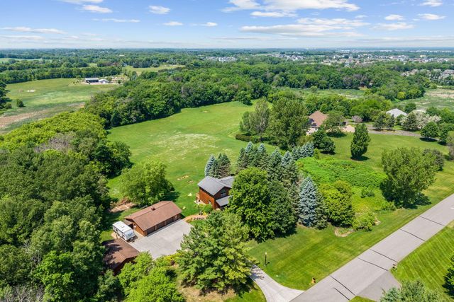 13831 Berkshire Lane, Dayton, MN 55327