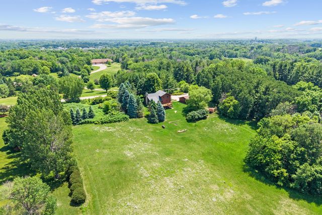 13831 Berkshire Lane, Dayton, MN 55327