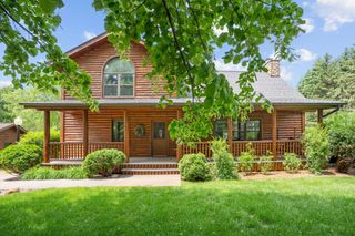 13831 Berkshire Lane, Dayton, MN 55327