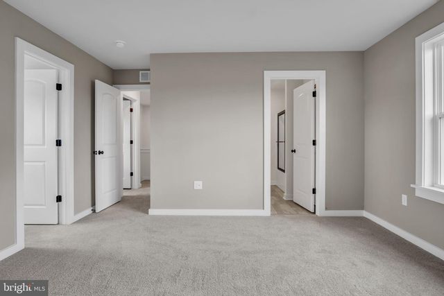 8 MELROSE LANE, Palmyra, PA 17078