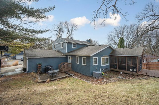 16316 Temple Drive, Minnetonka, MN 55345