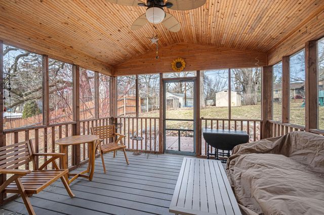 16316 Temple Drive, Minnetonka, MN 55345