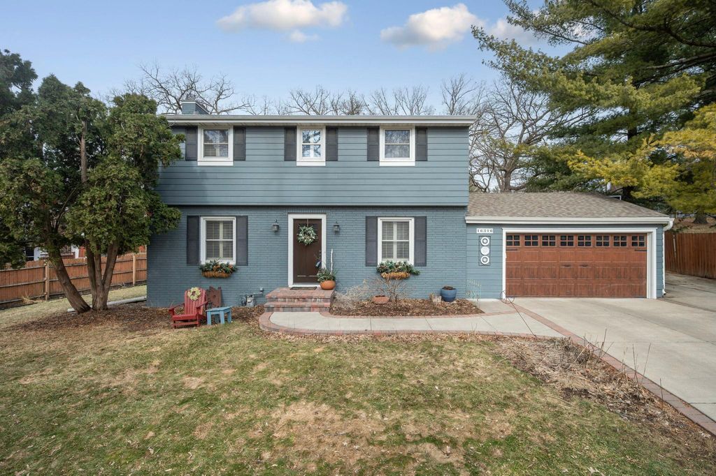 16316 Temple Drive, Minnetonka, MN 55345