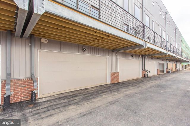 2105 LEAGUE CT, Philadelphia, PA 19146