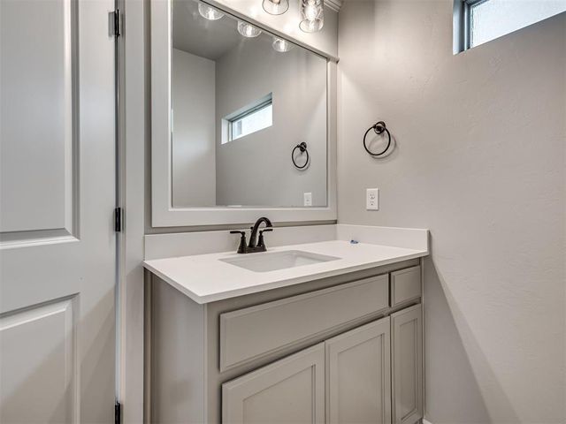 10209 Baldwin Lane, Oklahoma City, OK 73169