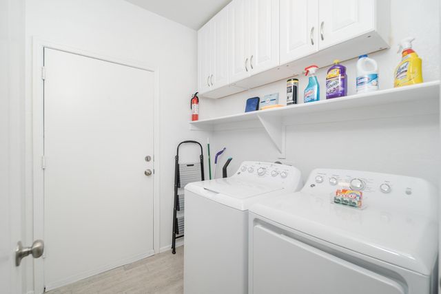 8164 W Zoe Ella Way, Peoria, AZ 85382