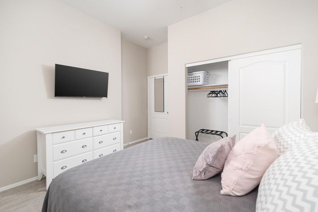 8164 W Zoe Ella Way, Peoria, AZ 85382