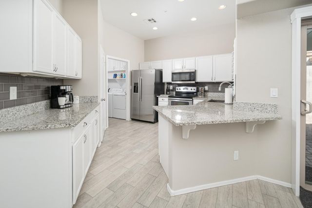 8164 W Zoe Ella Way, Peoria, AZ 85382