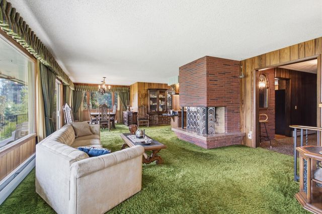 19220 N Little Spokane Dr, Colbert, WA 99005