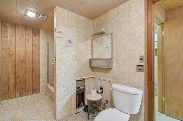19220 N Little Spokane Dr, Colbert, WA 99005