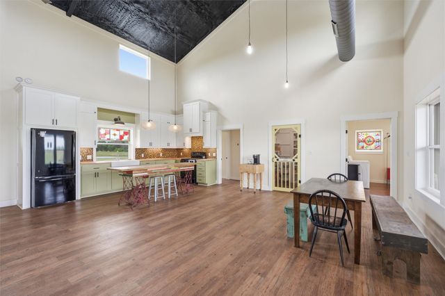 1515 Culpepper Lane, China Spring, TX 76633