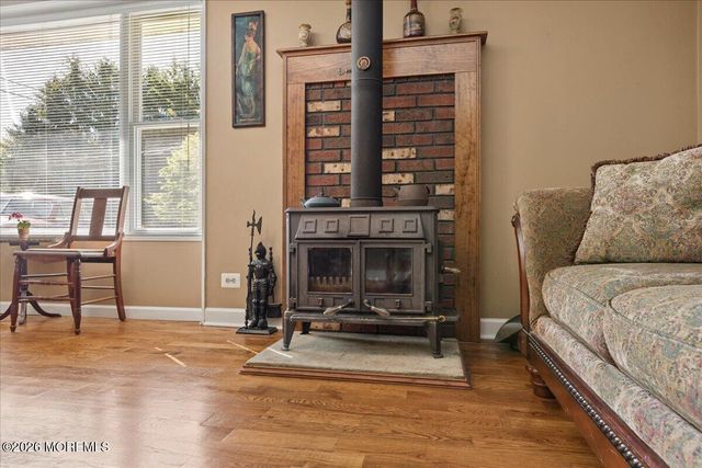 1 Cedar Court, Roosevelt, NJ 08555
