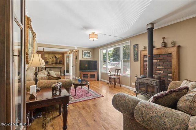 1 Cedar Court, Roosevelt, NJ 08555