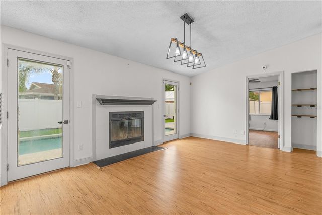 9554 86TH AVENUE, Seminole, FL 33777