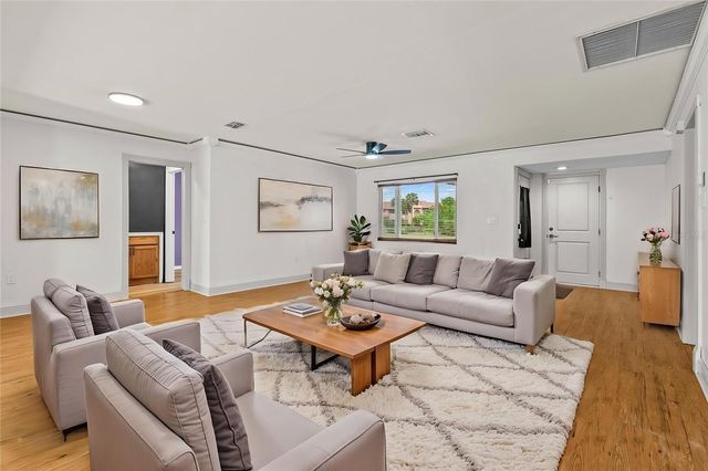 9554 86TH AVENUE, Seminole, FL 33777