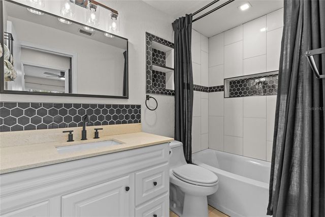 9554 86TH AVENUE, Seminole, FL 33777