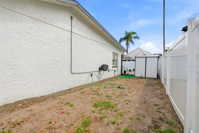 9554 86TH AVENUE, Seminole, FL 33777