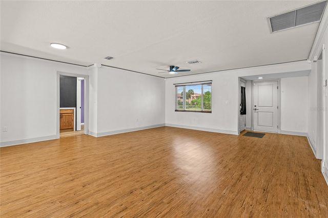 9554 86TH AVENUE, Seminole, FL 33777