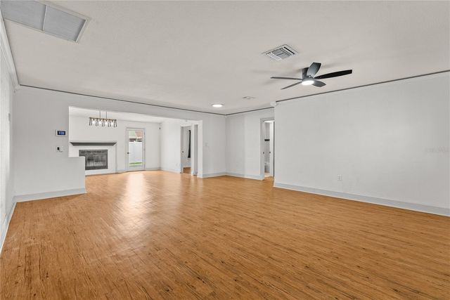 9554 86TH AVENUE, Seminole, FL 33777